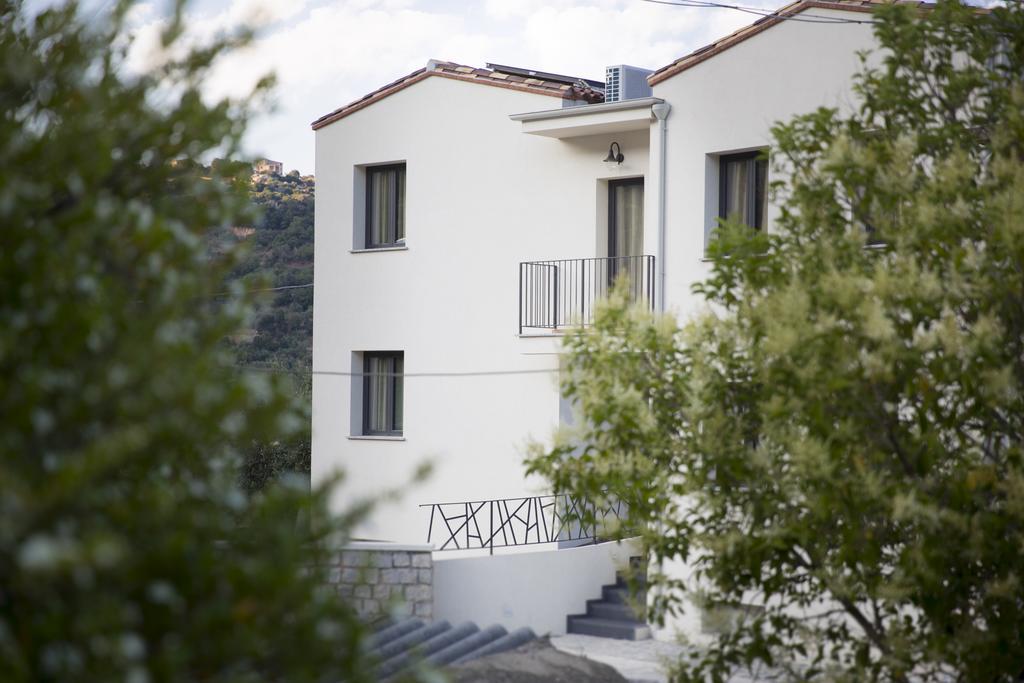 Quinto Tronco Hotel Elini Buitenkant foto